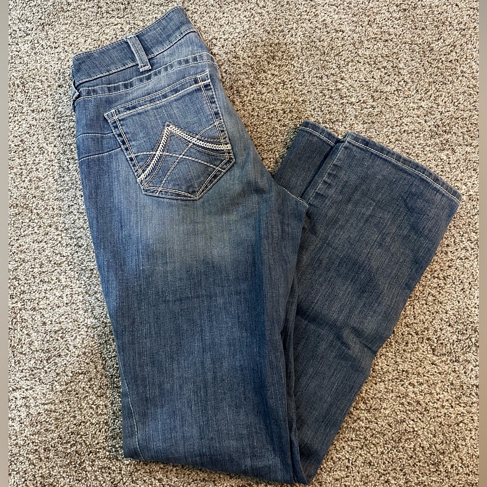 Ariat Mid Rise Straight Cut Jeans